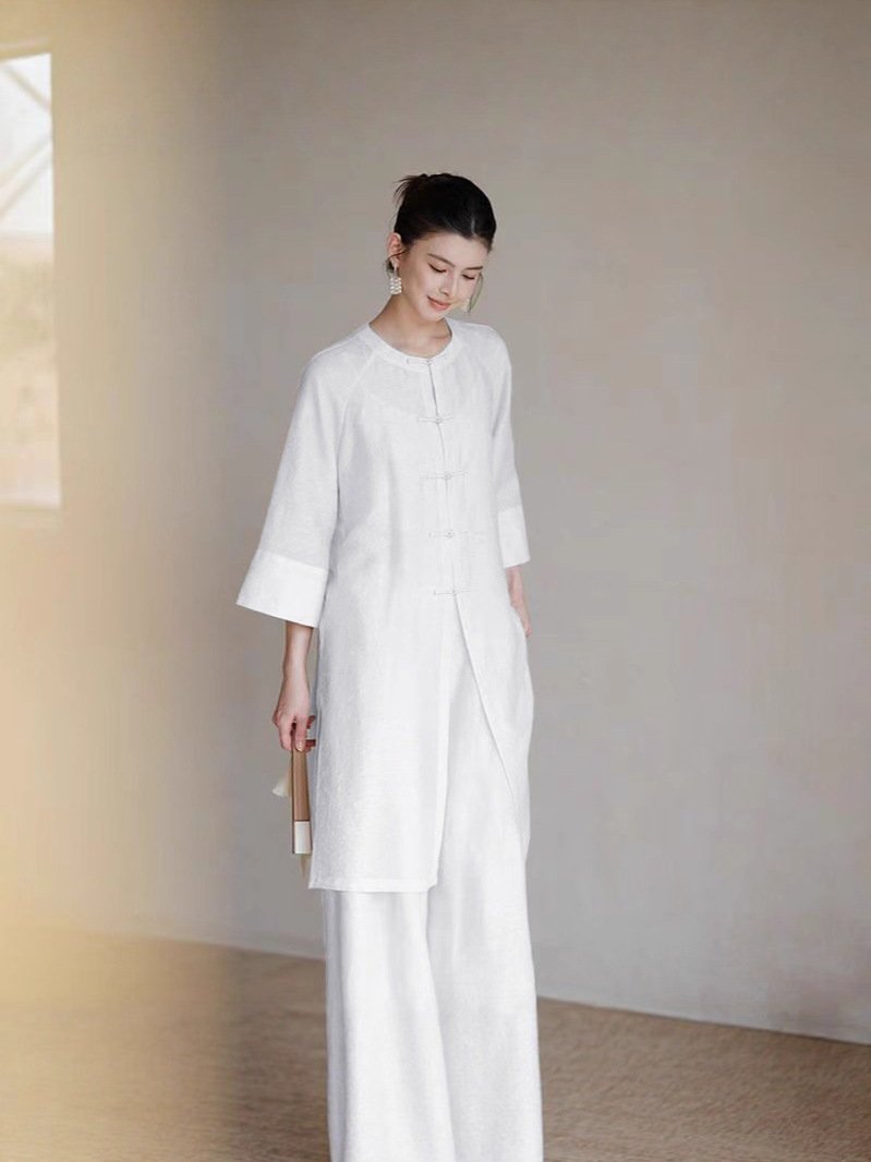 White Linen-Blend Chinese Tunic Two-Piece Set - Traditional Frog Button Top & Wide Leg Pants, Zen-Inspired Casual Outfit for Women - Image 4
