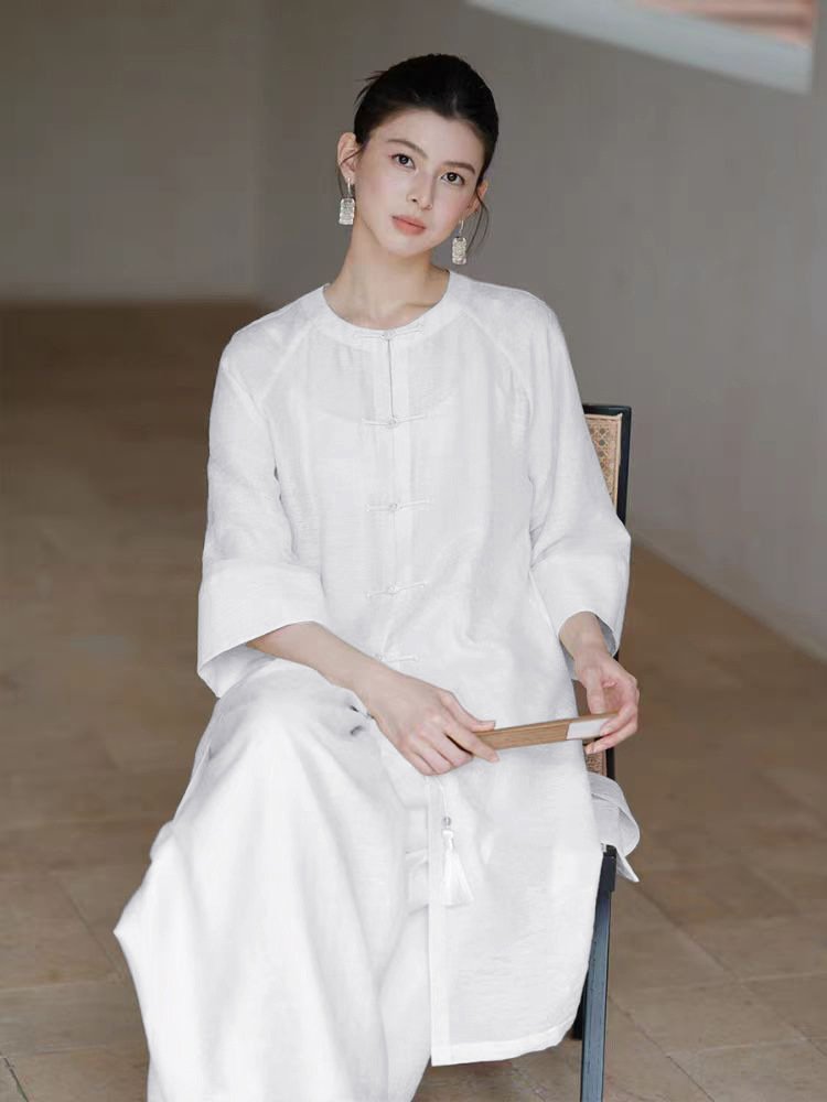 White Linen-Blend Chinese Tunic Two-Piece Set - Traditional Frog Button Top & Wide Leg Pants, Zen-Inspired Casual Outfit for Women - Image 5